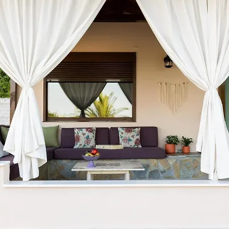 펜션 Garden Haven - Cozy Seaside Getaway